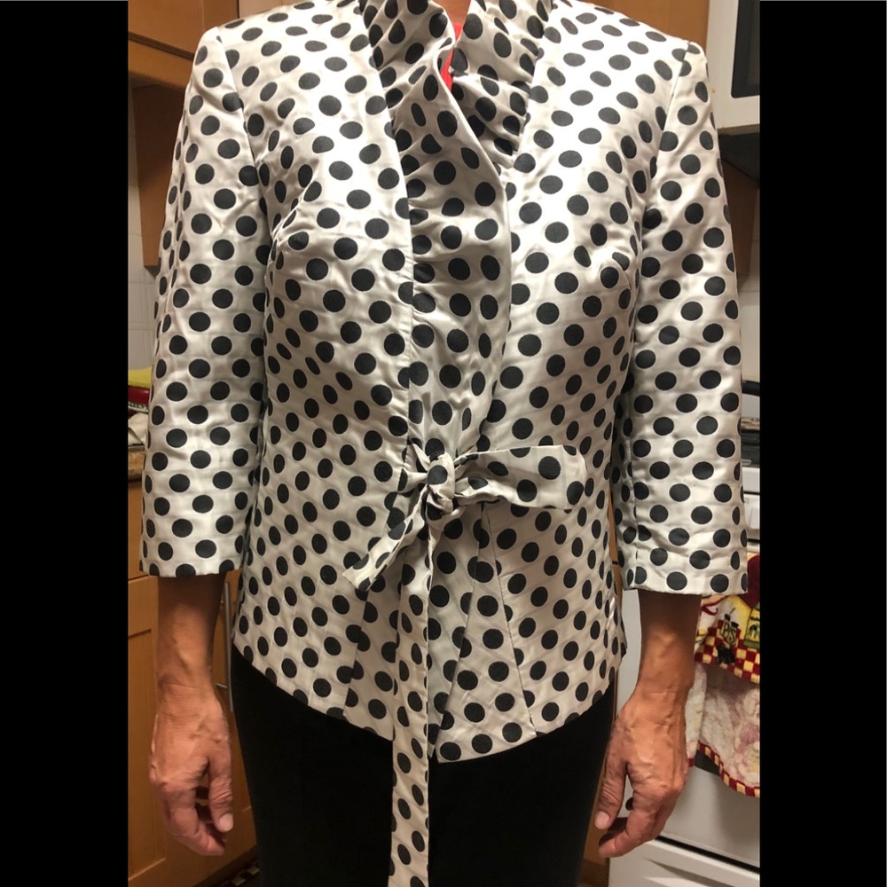 NWT Jacket, size 10( Australia)